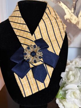 Tommy Hilfiger Yellow and Navy Striped Necklace Necktie with Navy Bow Brooch